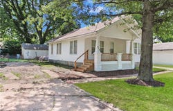 415 N 25th Street, Parsons, KS 67357