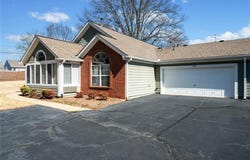2160 Carefree Circle, Marietta, GA 30062