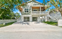 220 Demetz Avenue, Pass Christian, MS 39571
