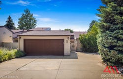908 Woodland Ave -, Gillette, WY 82716