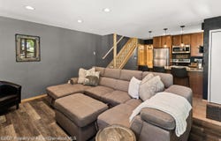 135 Carriage Way 10, Snowmass Village, CO 81615