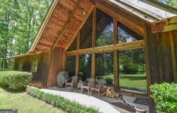135 Zachariah, Molena, GA 30258