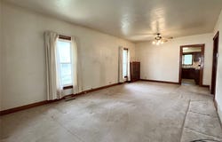 702 W 6th Street S, Newton, IA 50208