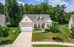 1878 Timber View Court, Pataskala, OH 43062