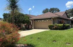 2021 ARBOR WAY, MOUNT DORA, FL 32757