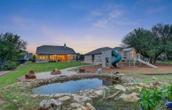 312 Flintlock Dr, Leander, TX 78641