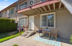 526 S 40th Ave unit A-102, West Richland, WA 99353
