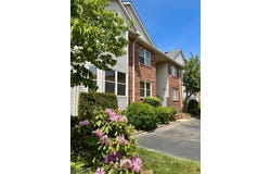 32 Rebecca Rd, East Hanover Twp., NJ 07936-3431