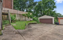 4206 Saline St, Squirrel Hill, PA 15217