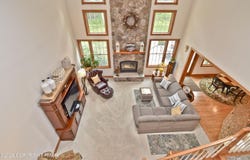 326 Sunset Avenue, Pocono Manor, PA 18349