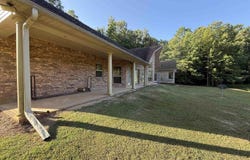398 Barton Bethel Road, Nashville, AR 71852