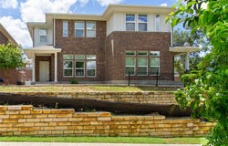 605 W South ST, Leander, TX 78641