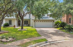 401 Wren Point, Laredo, TX 78045-8182