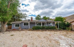 215 Mule Deer Road, Coleville, CA 96107