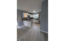 1017 ALEXANDER DRIVE, VINELAND, NJ 08361