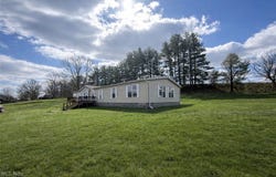 47813 Old Hopedale Road, Cadiz, OH 43907