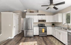 704 Pecan Court NW, Grand Rapids, MI 49504
