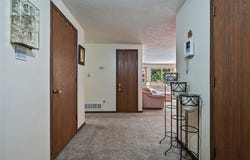 2850 Edgecliff Rd Unit #7, Lower Burrell, PA 15068