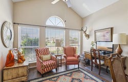 834 Ponselle Drive, Arlington, TX 76001