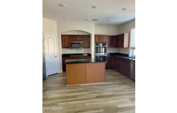 722 E SADDLE Way, San Tan Valley, AZ 85143