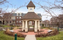 8294 Townsend Drive, Eden Prairie, MN 55344