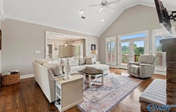 100 Spy Glass Cove, Guntersville, AL 35976