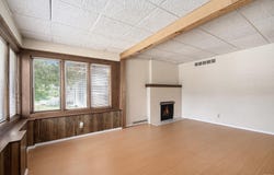 3321 Mishawaka Avenue, South Bend, IN 46615-2336