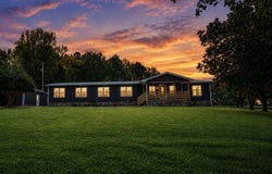 262 Mountain Cove Road, Whitwell, TN 37397