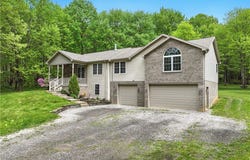 1125 Annisville Rd, Washington Twp, PA 16050
