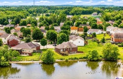 517 Concord Grape Way, Vine Grove, KY 40175