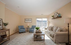 801 N Mclean Boulevard, Elgin, IL 60123