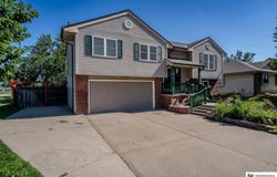 2208 Deerfield Avenue, Fremont, NE 68025