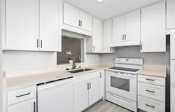 220 Pineneedle Drive, Bradenton, FL 34210