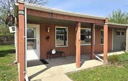 430 N HENDERSON Street, Galesburg, IL 61401