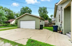 111 Lovejoy Avenue, Waterloo, IA 50701