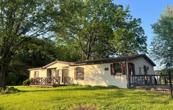 3064 BERRY RIDGE RD., EAST WATERFORD, PA 17021