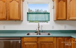 612 Northern Pine Ct, Twin Falls, ID 83301