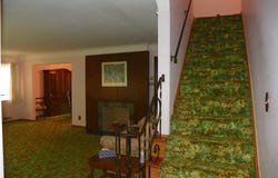 4464 W 224th Street, Fairview Park, OH 44126