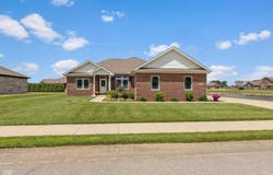 1976 Austin James Lane, Seymour, IN 47274