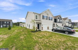 126 COROLLA Drive, EGG HARBOR TOWNSHIP, NJ 08234