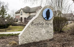 165 Aerie Cir, Brookfield, WI 53045