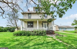 5694 HANOVER ROAD, HANOVER, PA 17331