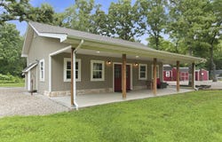 1323 E Highway Pp, Bolivar, MO 65613
