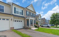 9303 ANGEL FALLS ST, BRISTOW, VA 20136