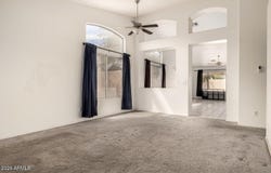 5648 E HOLMES Avenue, Mesa, AZ 85206