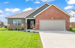 210 Fox Harbor Drive, Troy, OH 45373