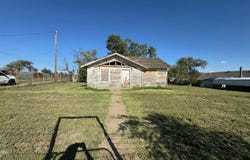 4852 RIVER Road, Amarillo, TX 79108-4610