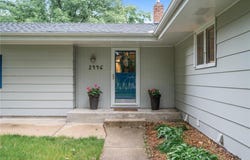 2446 Cohansey Street, Roseville, MN 55113