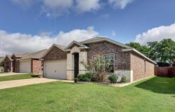 945 Juno Lane, Denton, TX 76209