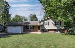 255 Riva Ridge Road SW, Pataskala, OH 43062